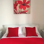 Alojamento de Acomodação e Pequeno-almoço Mare 3*